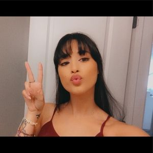 Meet your Posher, Lohany